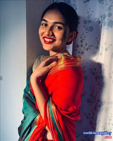 Kayadu Lohar latest stills