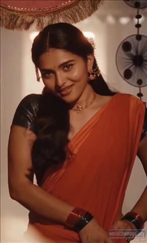 Kayadu Lohar in Pavazha Malli song Stills - World Cinema Gallery