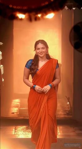 Kayadu Lohar in Pavazha Malli song Stills - World Cinema Gallery