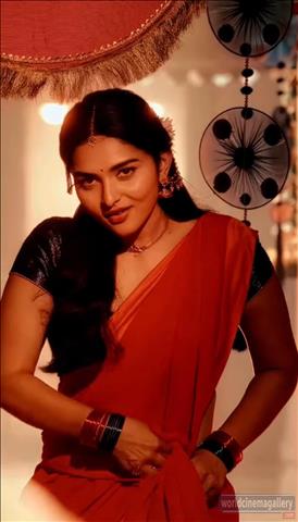 Kayadu Lohar in Pavazha Malli song Stills - World Cinema Gallery