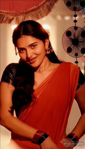 Kayadu Lohar in Pavazha Malli song Stills - World Cinema Gallery