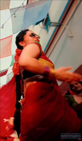 Kayadu Lohar in Pavazha Malli song Stills - World Cinema Gallery