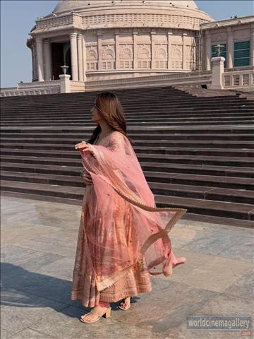 Mrunal Thakur Grace The Red Carpet For 75th Navbharat Times Utsav 2026 - World Cinema Gallery